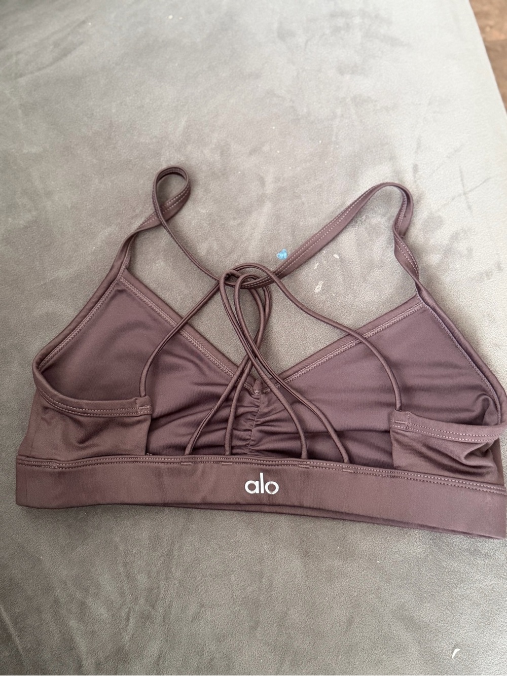 ALO Yoga Strappy Back Sports Bra in Mauve Brown